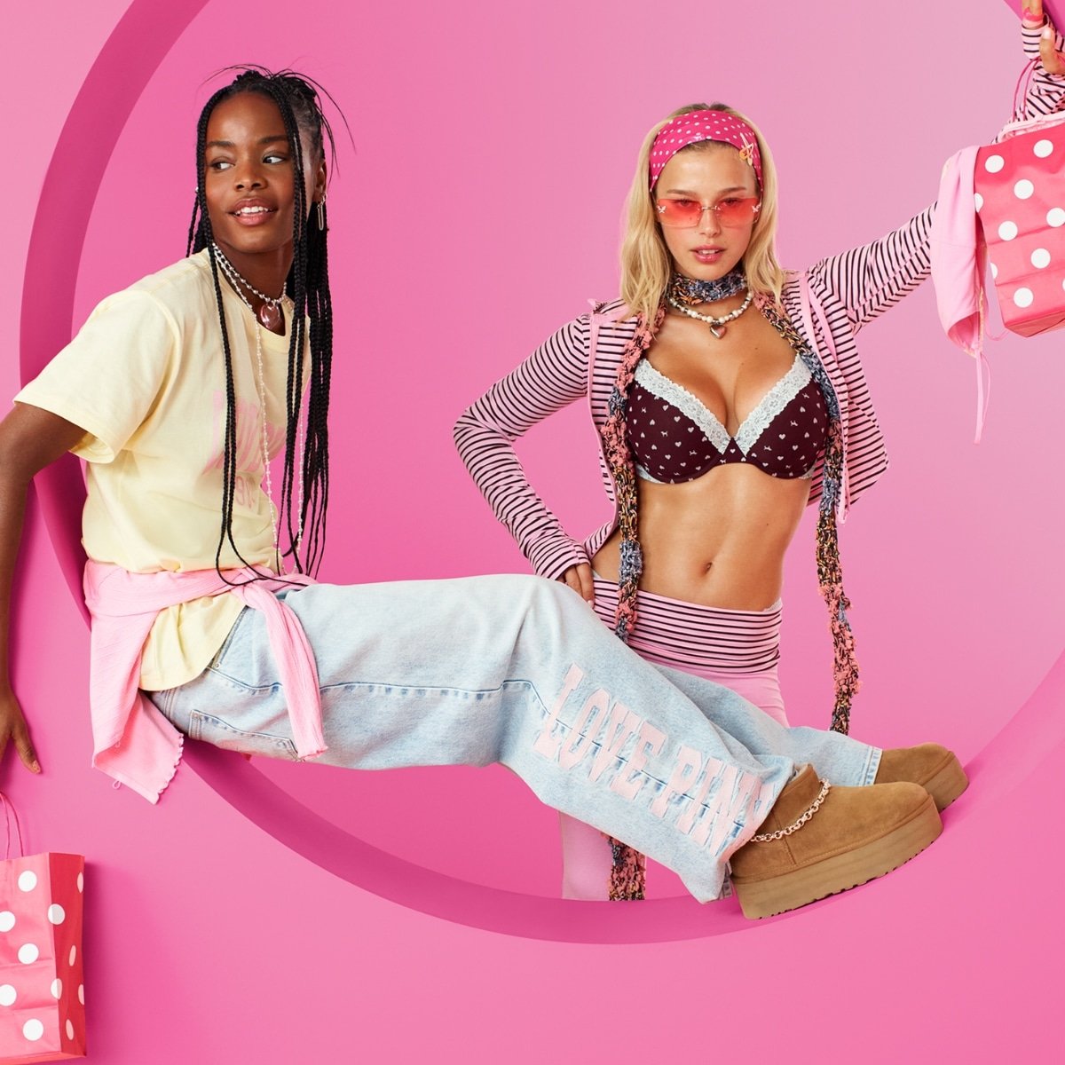The VS PINK Friday Sale is Happening Now–Bras, Pajamas, Leggings Starting at 